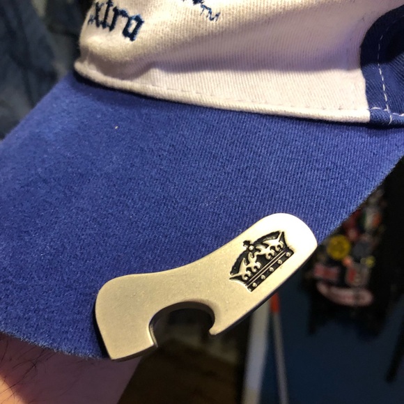 NOVELTY CORONA DAT HAT WITH BUILT IN BOTTLE OPENER - Picture 3 of 5